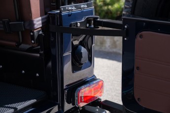 2B-075-Custom-Mercedes-GWagon-MidnightBlue-077213