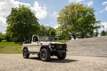2B-015-Custom-Mercedes-GWagon-White-092857