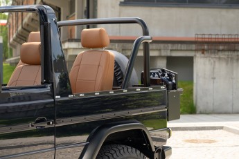 2B-017-Convertible-Mercedes-250GD-MidnightBlue-080879