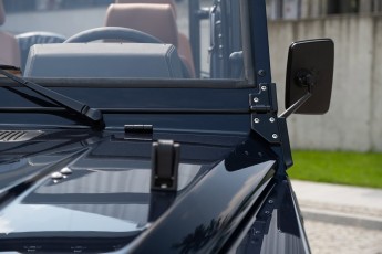 2B-024-Convertible-Mercedes-250GD-MidnightBlue-080879