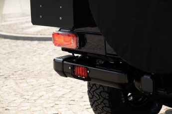 2B-030-Convertible-Mercedes-250GD-MidnightBlue-080879