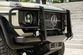 2B-047-Custom-Mercedes-GWagon-White-092857