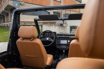 2B-063-Convertible-Mercedes-250GD-MidnightBlue-080879