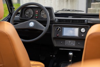 2B-064-Convertible-Mercedes-250GD-MidnightBlue-080879
