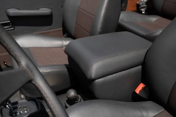 2B-097-Custom-Mercedes-GWagon-White-092857