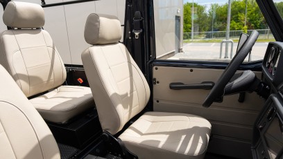 1-005-Custom-Mercedes-GWagon-MidnightBlue-068999
