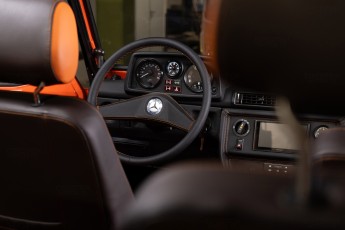 2A-018-Vintage-Mercedes-GWagon-MagmaBeamOrange-070837