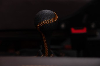2A-037-Vintage-Mercedes-GWagon-MagmaBeamOrange-070837
