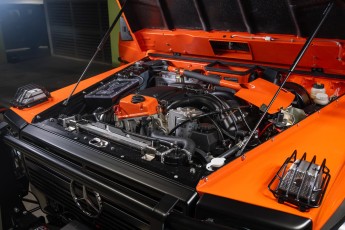 2A-049-Vintage-Mercedes-GWagon-MagmaBeamOrange-070837