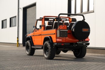 2B-014-Vintage-Mercedes-GWagon-MagmaBeamOrange-070837
