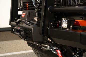 2B-034-Vintage-Mercedes-GWagon-MagmaBeamOrange-070837