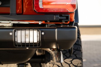 2B-049-Vintage-Mercedes-GWagon-MagmaBeamOrange-070837