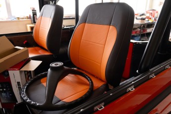 3-012-Vintage-Mercedes-GWagon-MagmaBeamOrange-070837
