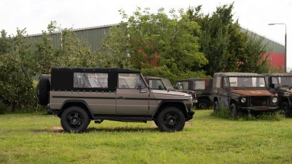 1-003-Convertible-Mercedes-250GD-MonzaGray-092677a