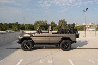 2B-002-Convertible-Mercedes-250GD-MonzaGray-092677