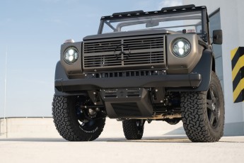 2B-011-Convertible-Mercedes-250GD-MonzaGray-092677