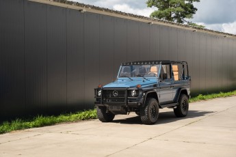 2B-013-Custom-Mercedes-GWagon-ChinaBlue-067167