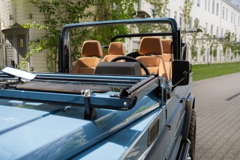 2B-016-Custom-Mercedes-GWagon-ChinaBlue-067167