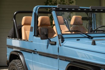 2B-026-Custom-Mercedes-GWagon-ChinaBlue-067167
