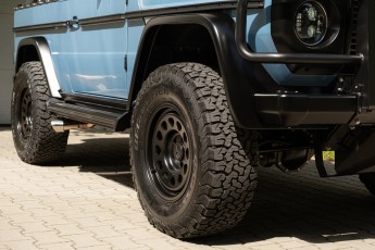 2B-034-Custom-Mercedes-GWagon-ChinaBlue-067167