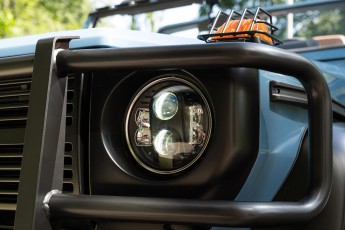2B-043-Custom-Mercedes-GWagon-ChinaBlue-067167