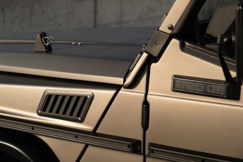 2B-047-Convertible-Mercedes-250GD-MonzaGray-092677