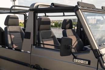 2B-052-Convertible-Mercedes-250GD-MonzaGray-092677