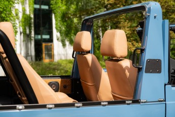 2B-053-Custom-Mercedes-GWagon-ChinaBlue-067167