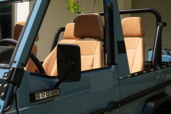 2B-055-Custom-Mercedes-GWagon-ChinaBlue-067167
