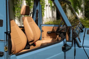2B-064-Custom-Mercedes-GWagon-ChinaBlue-067167