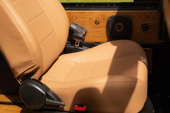 2B-066-Custom-Mercedes-GWagon-ChinaBlue-067167