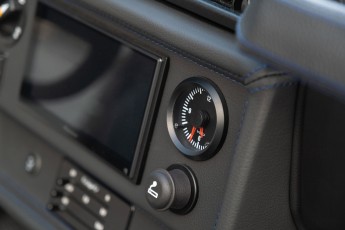2B-070-Convertible-Mercedes-250GD-MonzaGray-092677