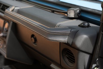 2B-073-Custom-Mercedes-GWagon-ChinaBlue-067167