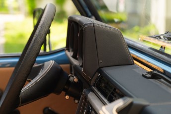2B-080-Custom-Mercedes-GWagon-ChinaBlue-067167