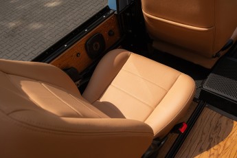 2B-088-Custom-Mercedes-GWagon-ChinaBlue-067167