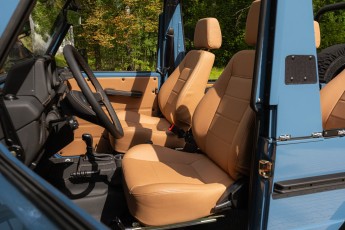 2B-089-Custom-Mercedes-GWagon-ChinaBlue-067167