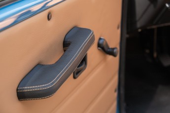 2B-091-Custom-Mercedes-GWagon-ChinaBlue-067167