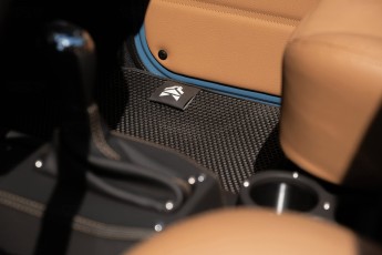 2B-093-Custom-Mercedes-GWagon-ChinaBlue-067167