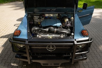 2B-102-Custom-Mercedes-GWagon-ChinaBlue-067167
