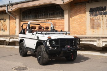 2B-014-Custom-Mercedes-GWagon-PolarWhite-070800