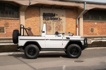 2B-021-Custom-Mercedes-GWagon-PolarWhite-070800
