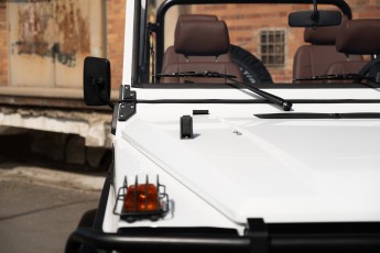2B-037-Custom-Mercedes-GWagon-PolarWhite-070800