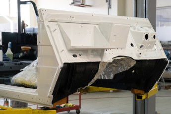 3-058-Custom-Mercedes-GWagon-PolarWhite-070800